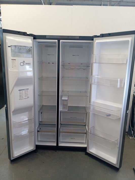 LG American Fridge Freezer | GSLE81EPBD